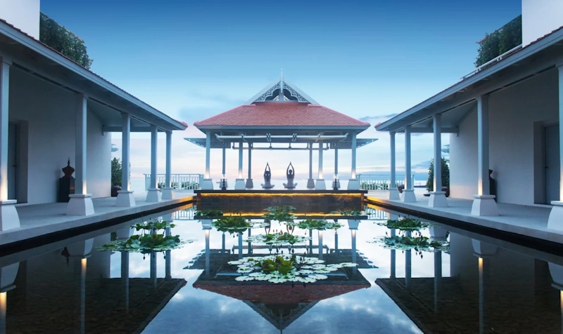 amatara wellness pool